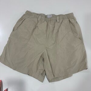 Columbia Beige Flat Front Elastic Waist Fishing Shorts Relaxed Fit Size Medium